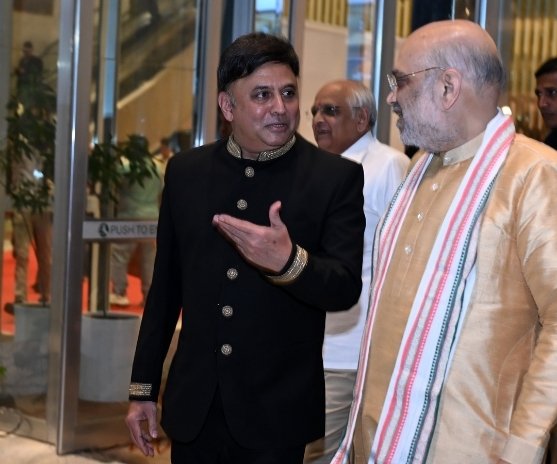 Dr Kandarp Parikh and Amit Modi